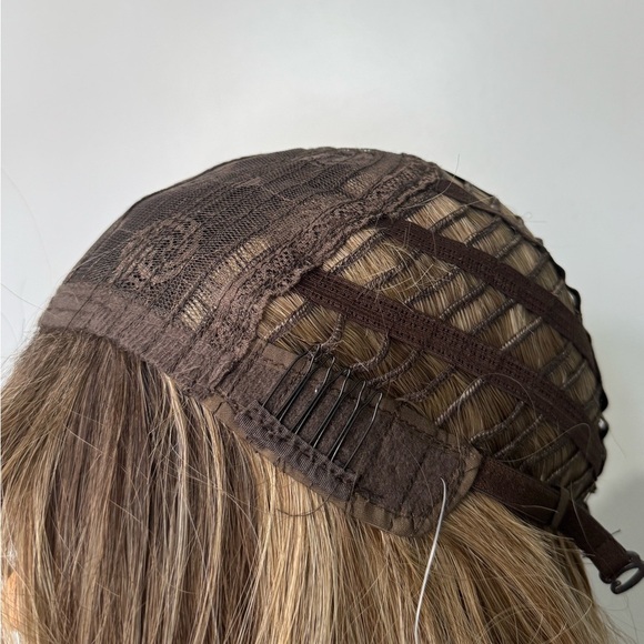 Wavy Long Balayage Mix Wig with bangs - Picture 7 of 9